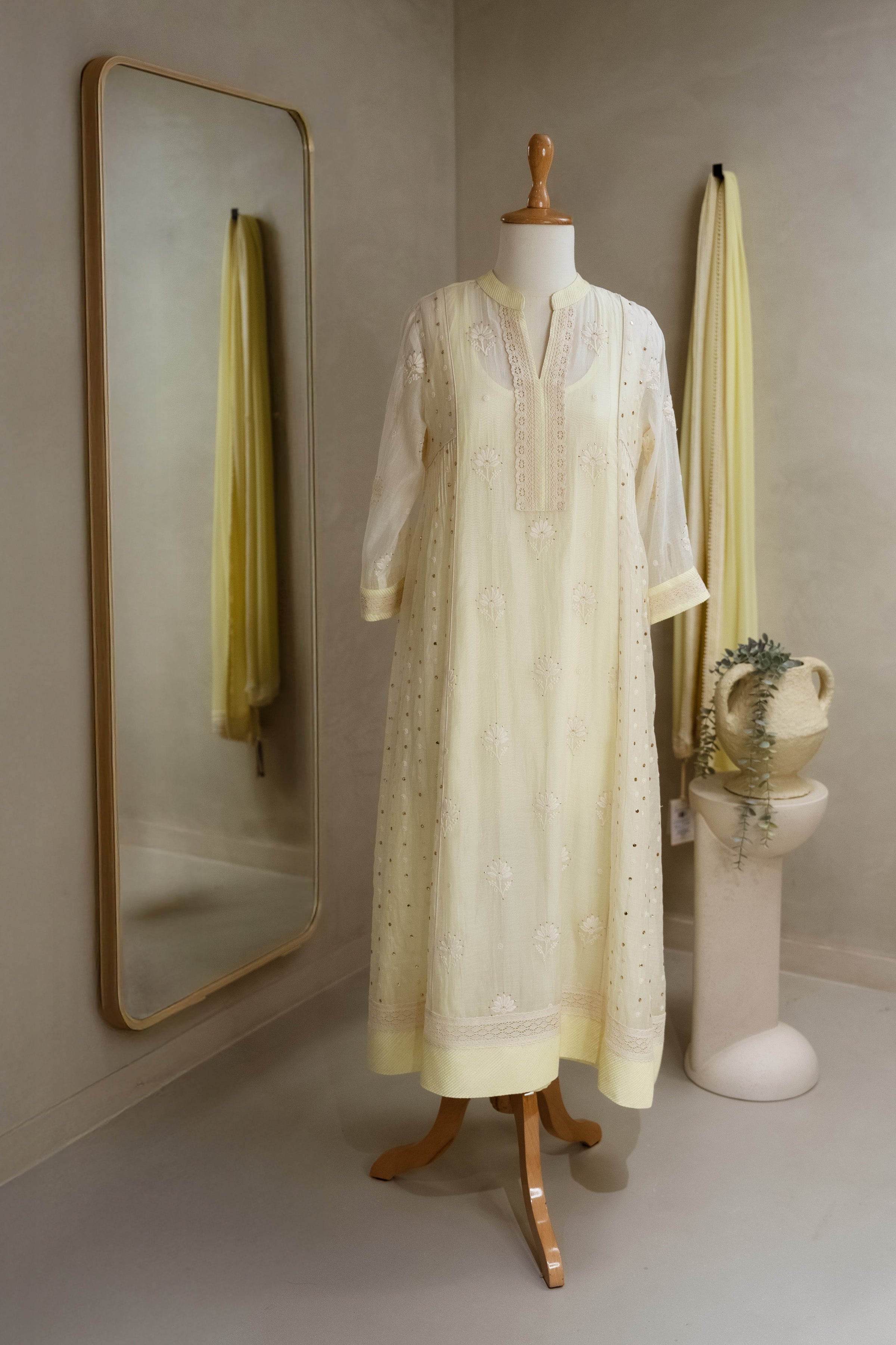 Chanderi Kalidar Kurta