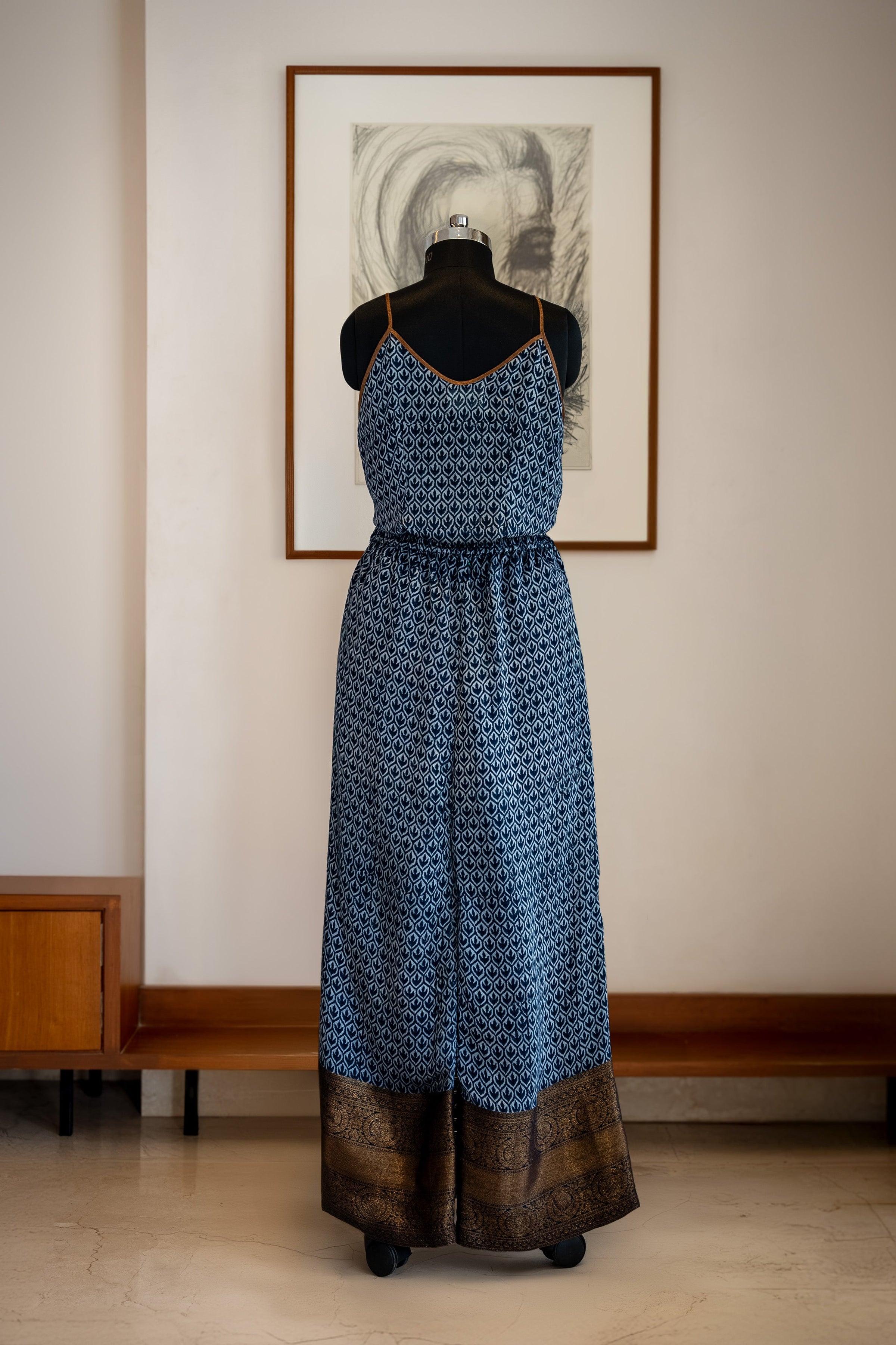 Khaabneel-A leaf-print short spaghetti top