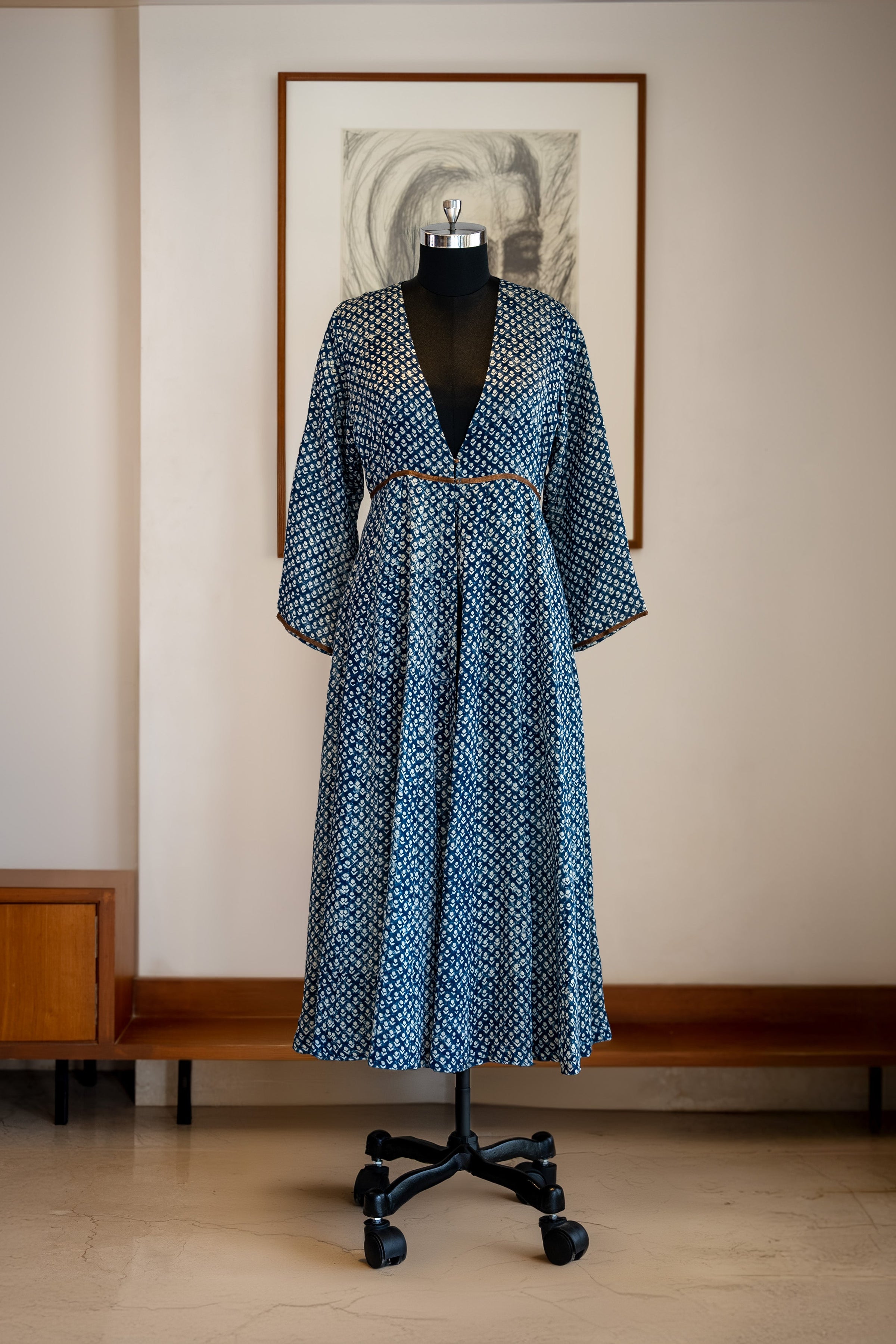 Khaabneel-Indigo Blue kurta with butti print