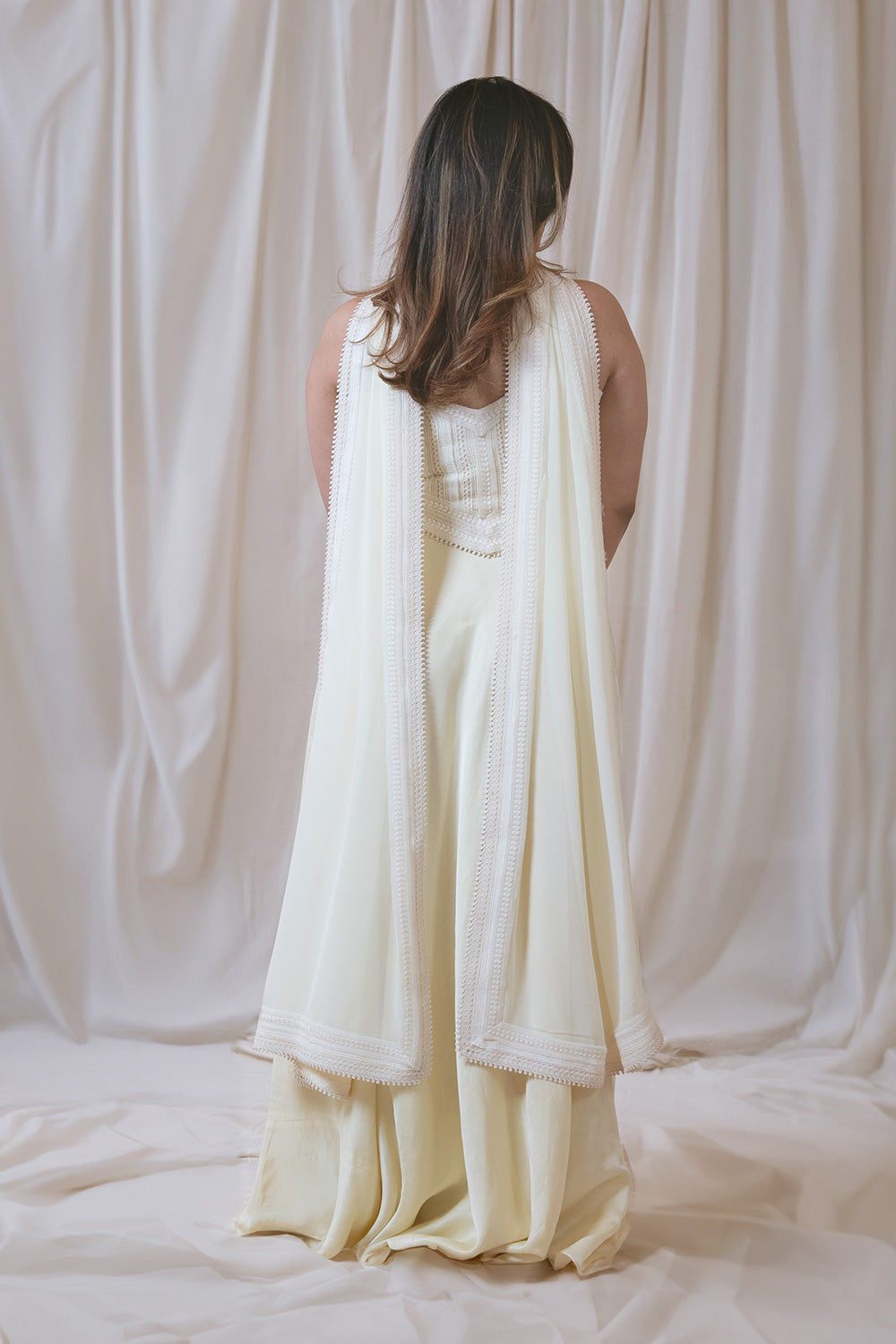 Metanoia - Style 13 - Short Top With Sweetheart Neckline And Tapered Hem