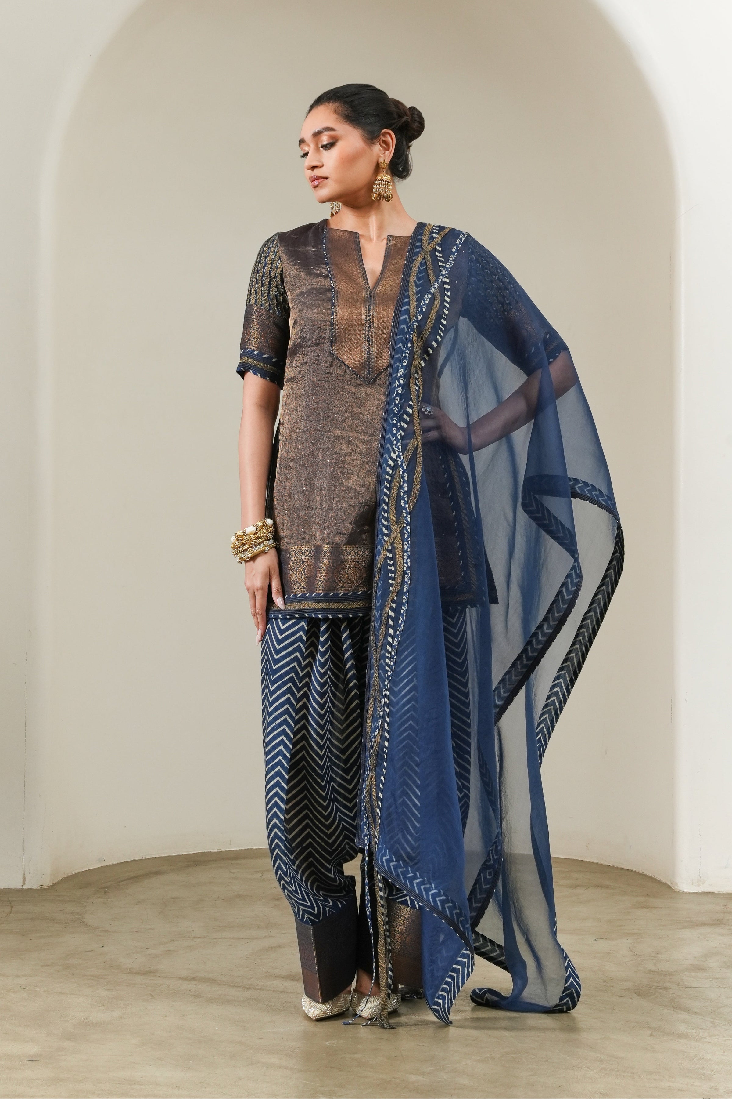 Indigo Organza Dupatta