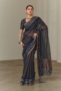 Indigo Half-sleeve Sari Blouse With Wave Embroidery